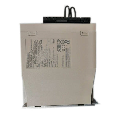 new 1PC  Yaskawa SGD7S-120A10B202 Servo Drive In Box ping