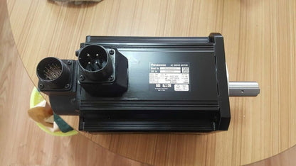 Panasonic MDMA252P1G Servo Motor - PANASONIC