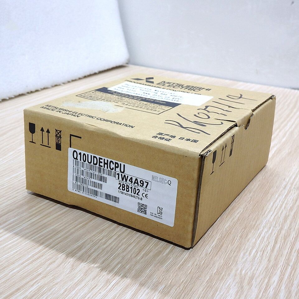 new 1PC Mitsubishi Q10UDEHCPU PLC Module In Box ping - MITSUBISHI