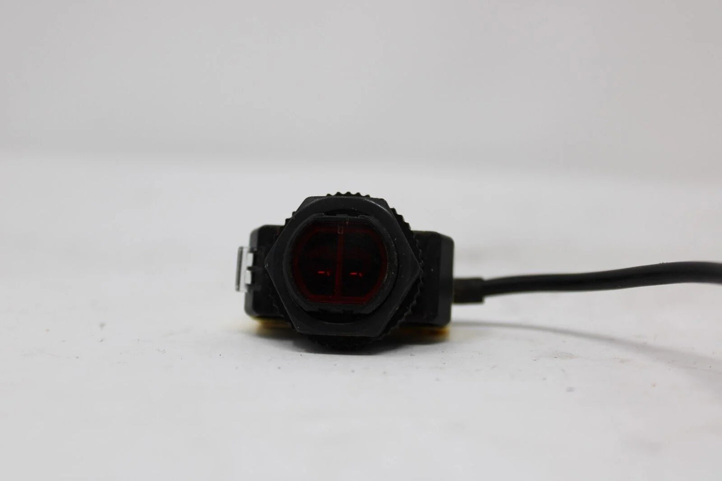 used Banner QS18VN6AF120Q5 Photoelectric Sensor - BANNER [2]