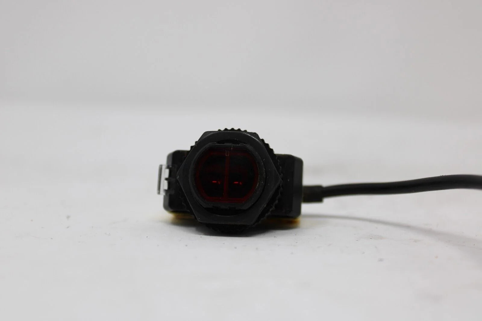 used Banner QS18VN6AF120Q5 Photoelectric Sensor - BANNER [2]