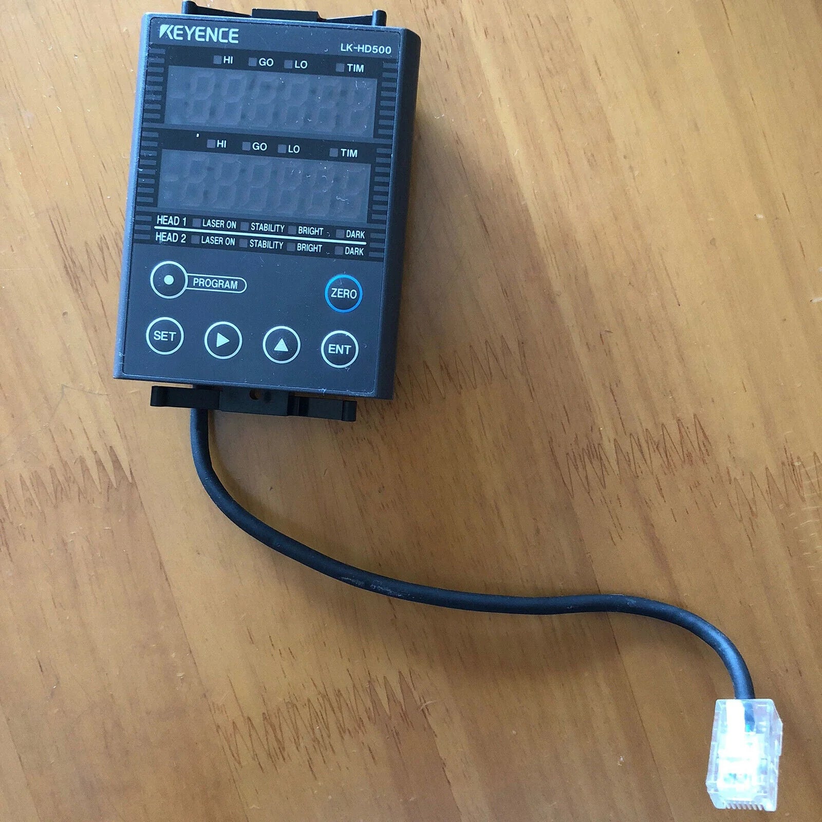 used Keyence LK-HD500 laser displacement sensor with high precision for industrial applications - KEYENCE [1]