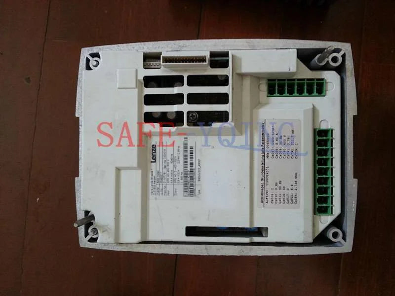 used ONE Lenze INVERTER E82MV222-4B001 - LENZE [2]