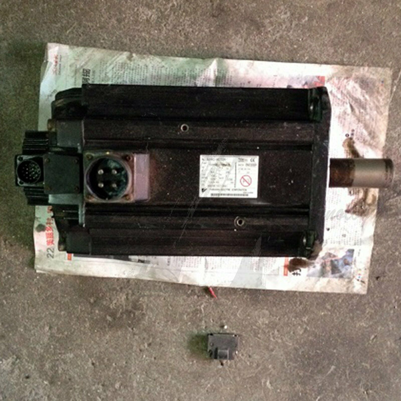 Used Yaskawa Servo Motor SGMG-75A2AB good - YASKAWA