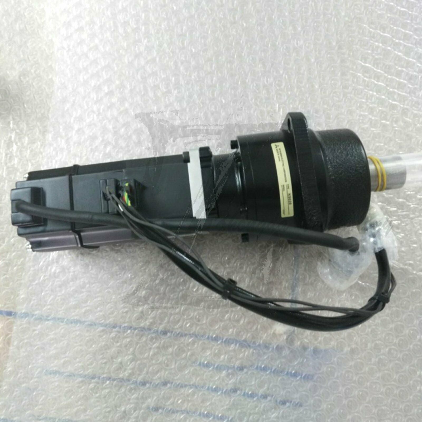 NEW Mitsubishi AC servo motor HC-MF23BG1 100% Genuine - MITSUBISHI
