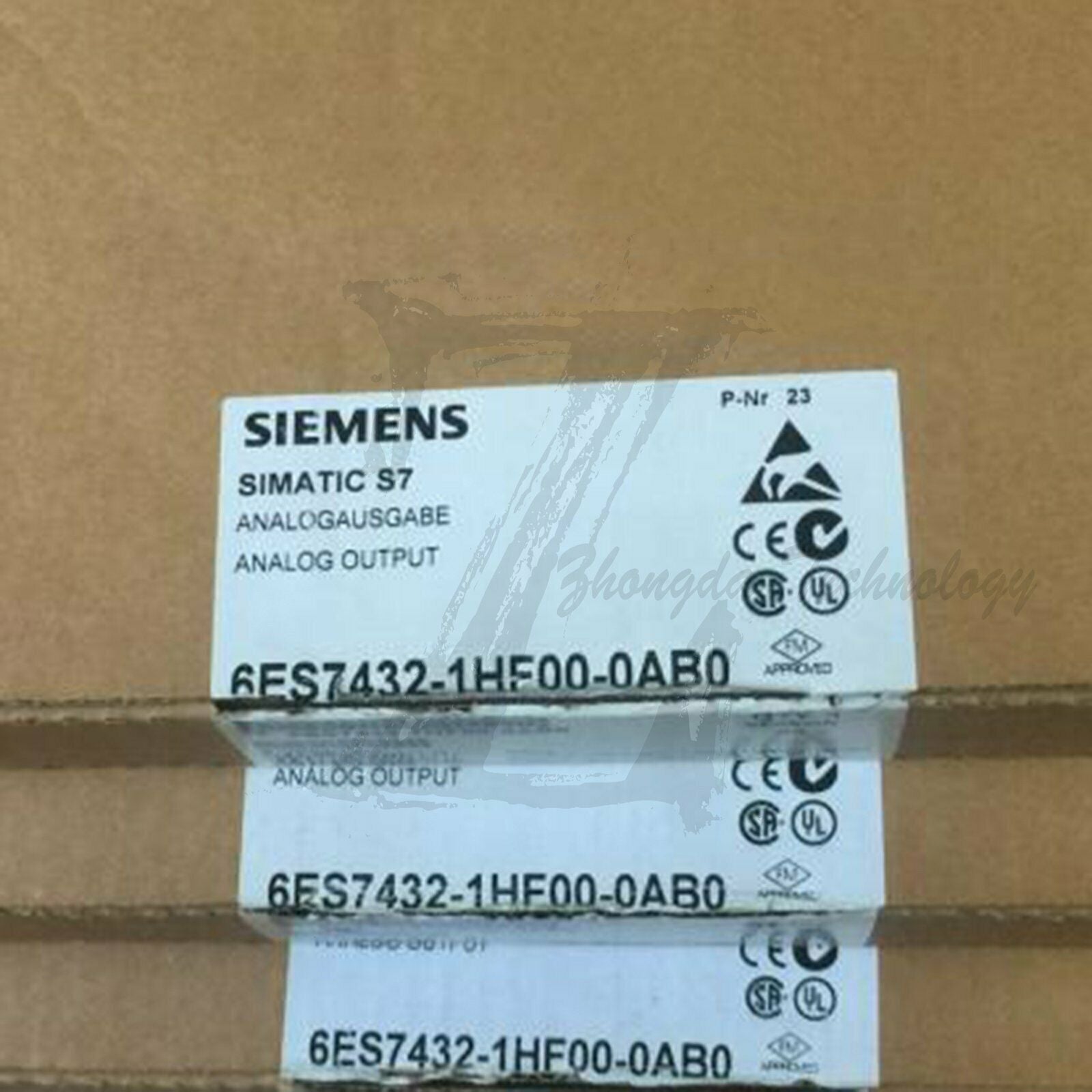 New Siemens output module 6ES7432-1HF00-0AB0 Siemens