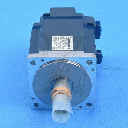 Mitsubishi AC Servo Motor, 750 W, 5.2 A, 3000 rpm, 7.2 Nm, HF-KE73W1-S100 - MITSUBISHI