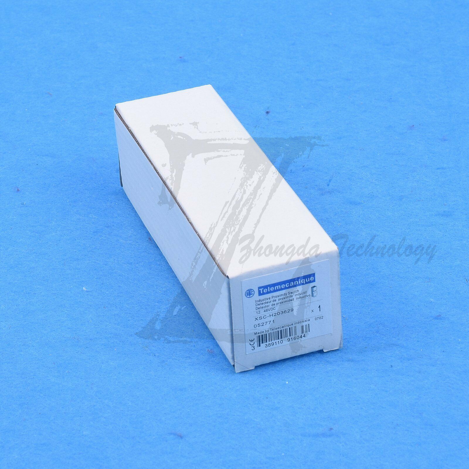 Schneider proximity switch sensor capacitor inductive XSC-H203629 - SCHNEIDER