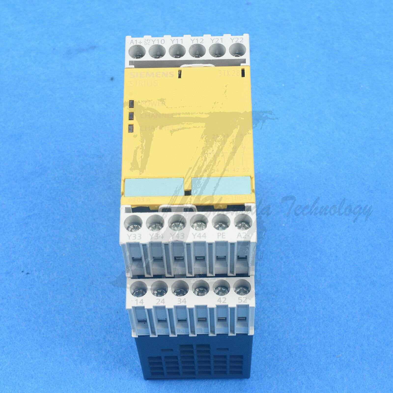 New Siemens Westgate safety relay 3TK2825-1BB40 Siemens