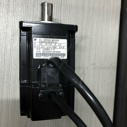 Used Yaskawa AC Servo Motor SGMAH-02BAF41 good - YASKAWA