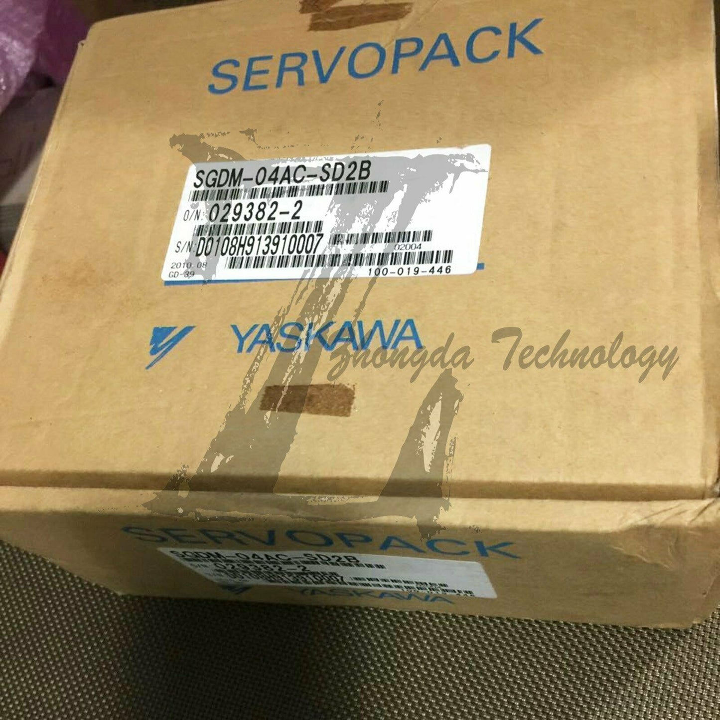 New In Box Yaskawa SGDM-04AC-SD2B AC servo drive - YASKAWA