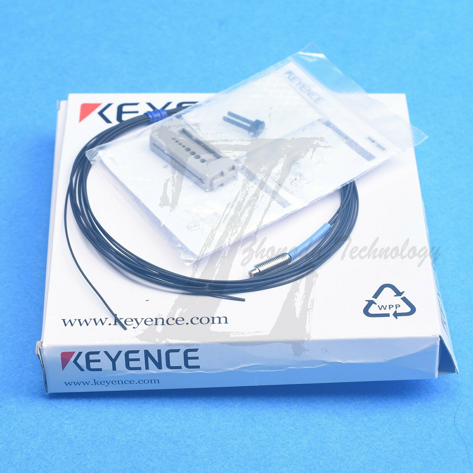 NEW Keyence FU-13 Fiber Optic Sensor - KEYENCE