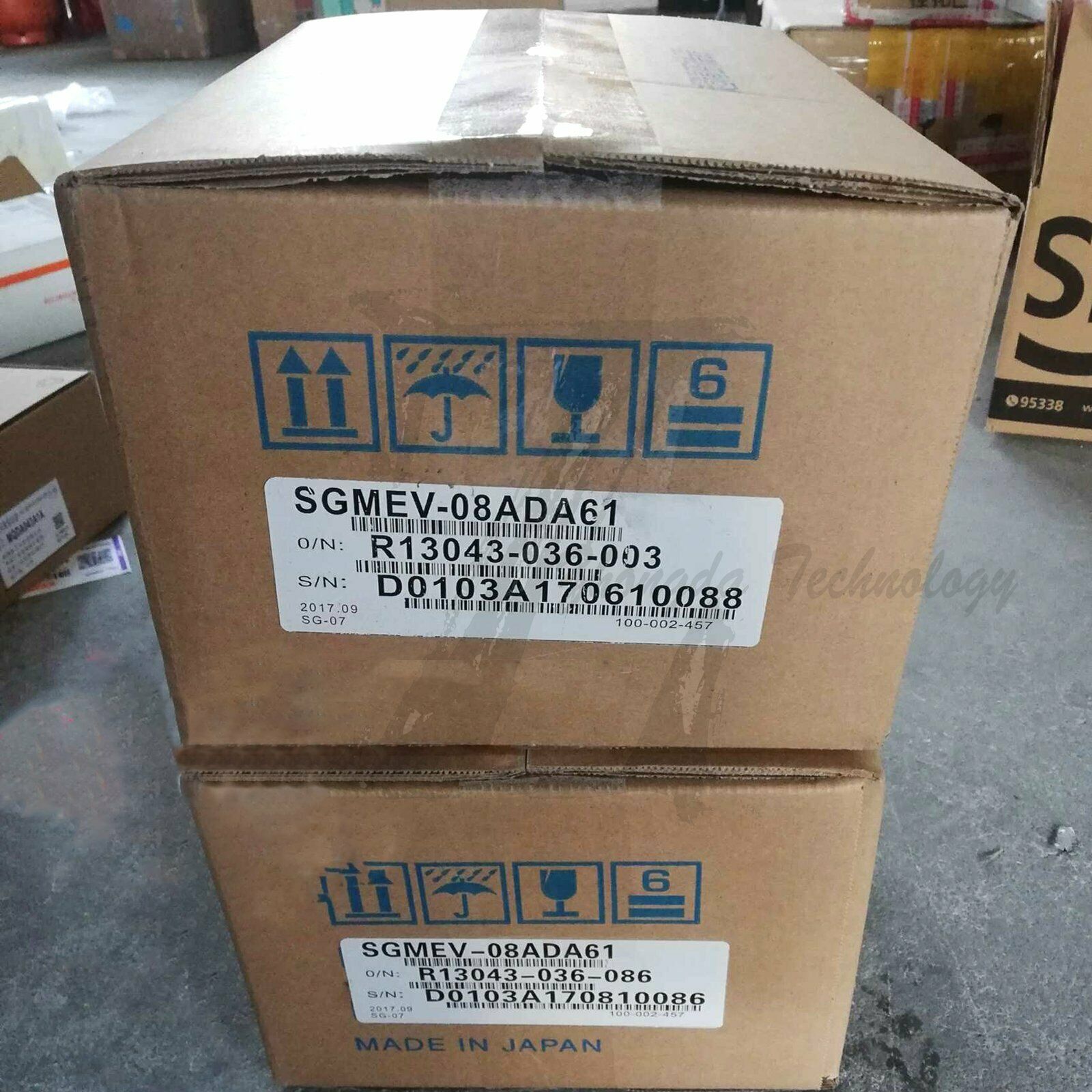 New In Box Yaskawa SGMJV-08ADA61 AC servo motor - YASKAWA
