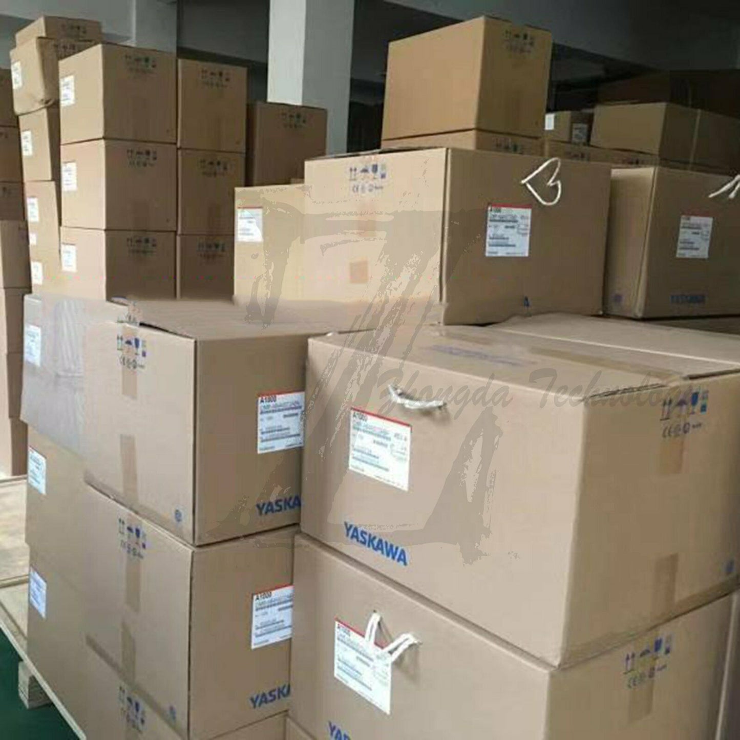 NEW Yaskawa V1000 Inverter CIMR-VB2A0006BAA 0.75/1.1KW 3-phase 220V - YASKAWA