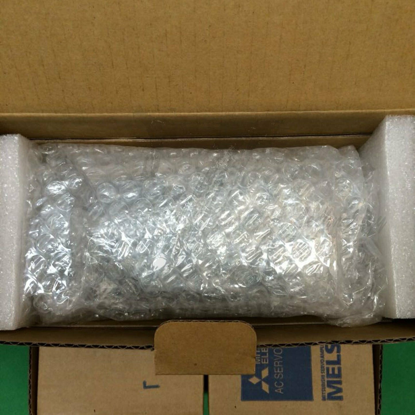 Mitsubishi Servo Motor 400 W 100 V & 200 V 8.1 A 6000 rpm 3.8 Nm HF-KP43B - MITSUBISHI