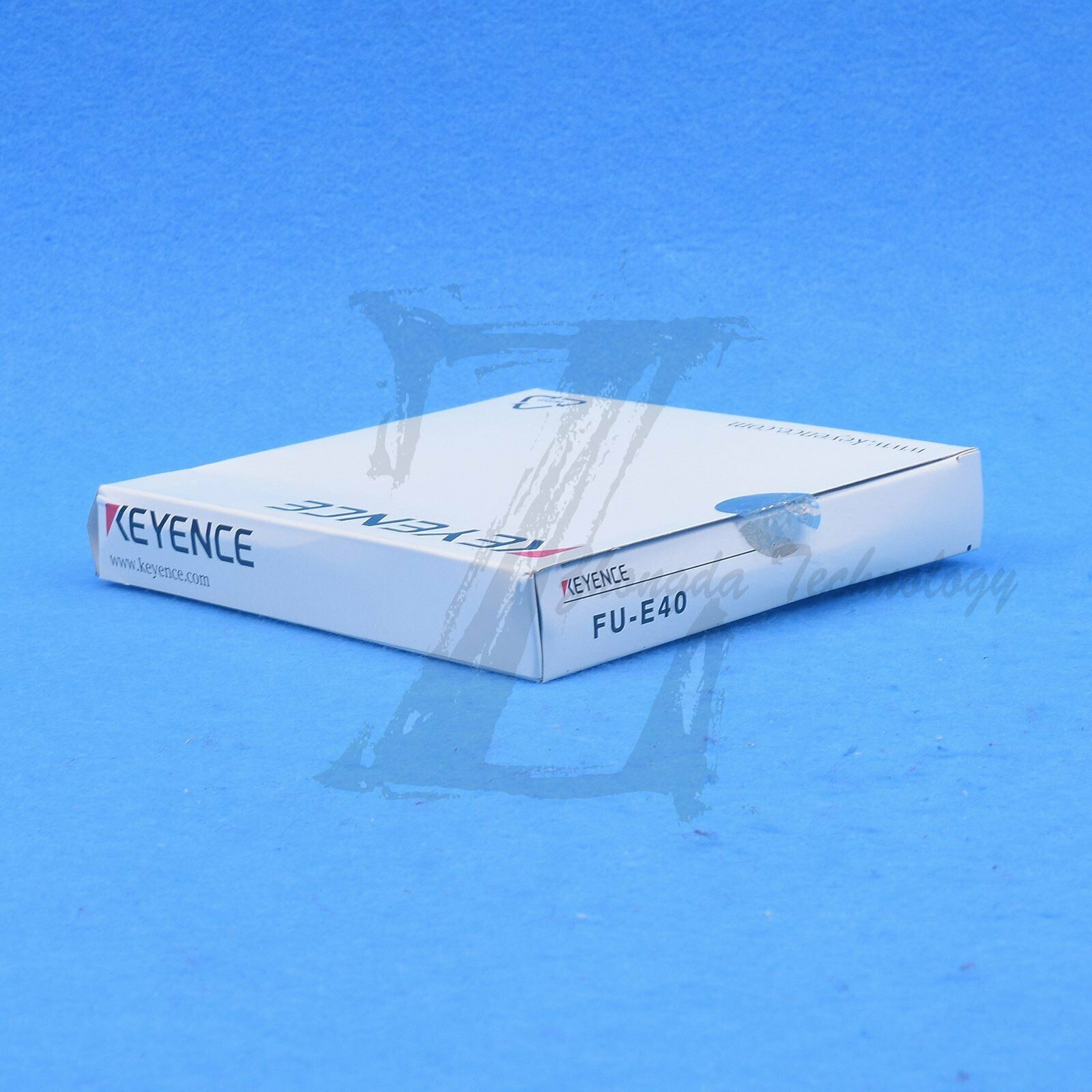 NEW IN BOX 1PC KEYENCE Optical Fiber Sensor FU-E40 FUE40