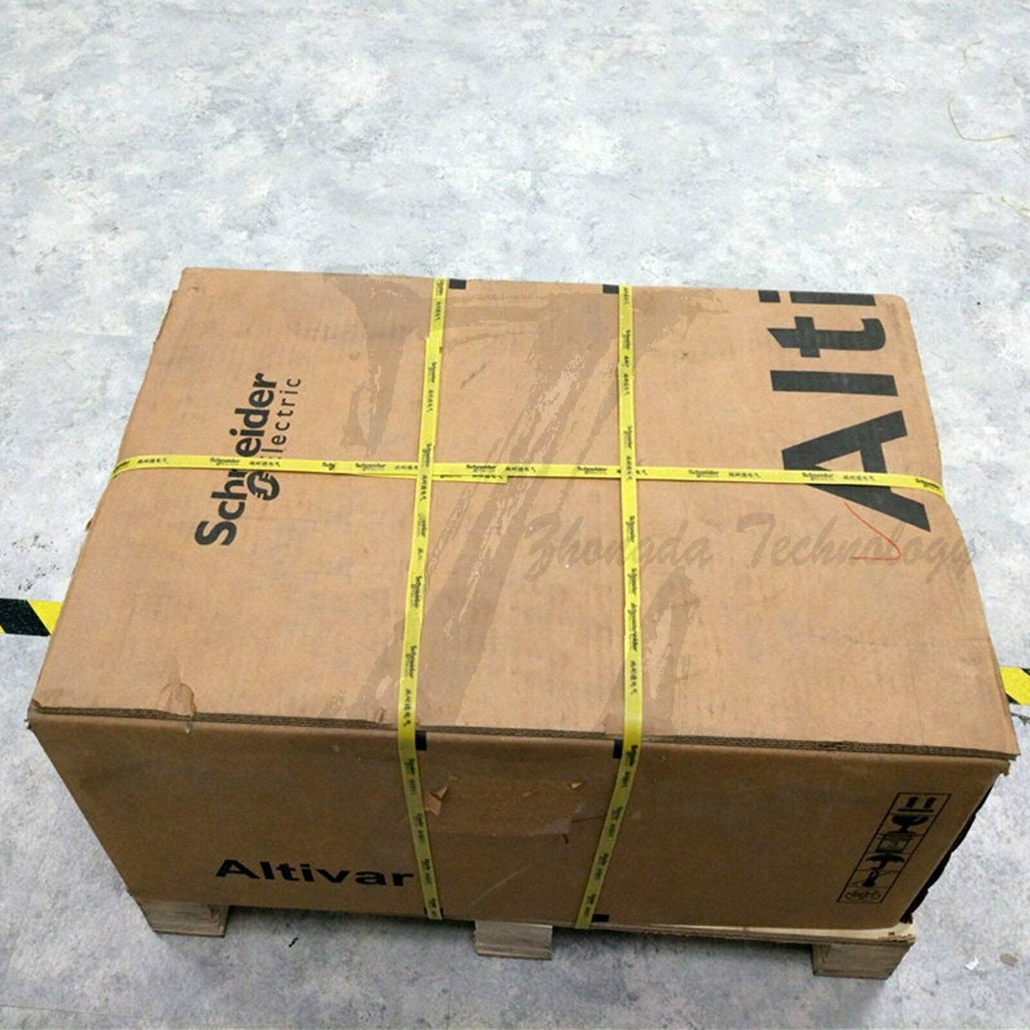 Schneider ATV71HD45N4Z : Variable speed drive 45kW 60HP - 480 V - EMC filter - SCHNEIDER