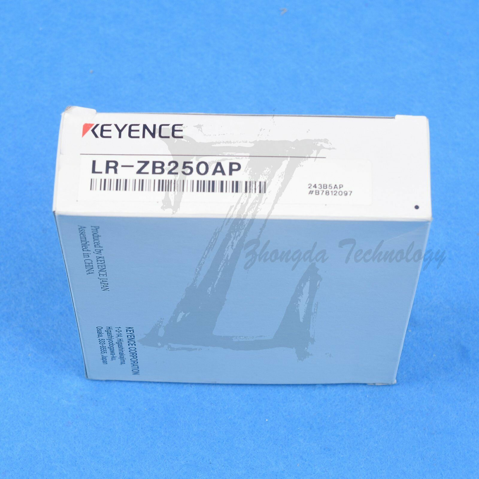 New In Box 1PC LR-ZB250AP KEYENCE CMOS Laser Sensor - KEYENCE