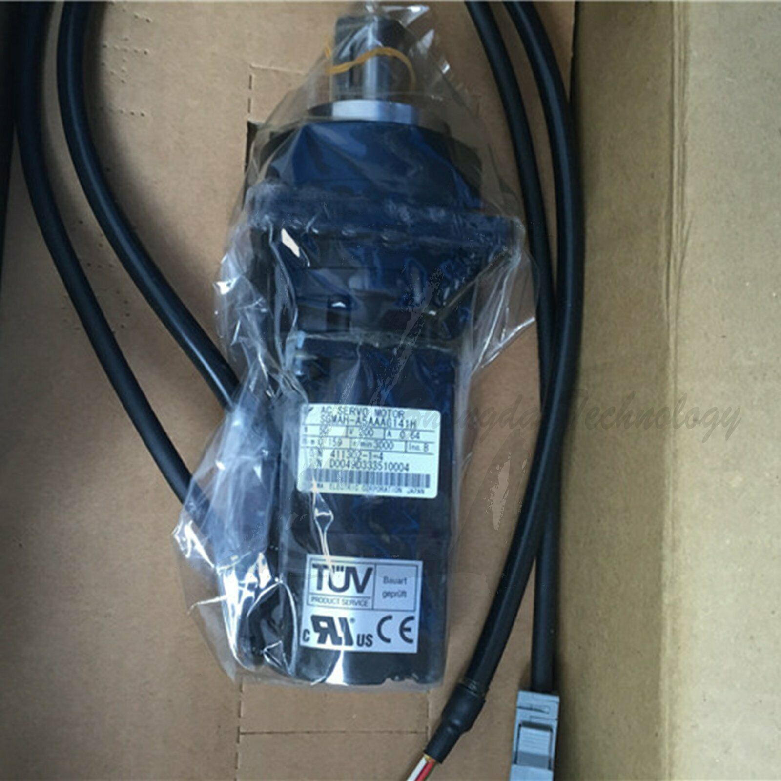NEW Yaskawa AC servo motor SGMAH-A5AAAG141H - YASKAWA