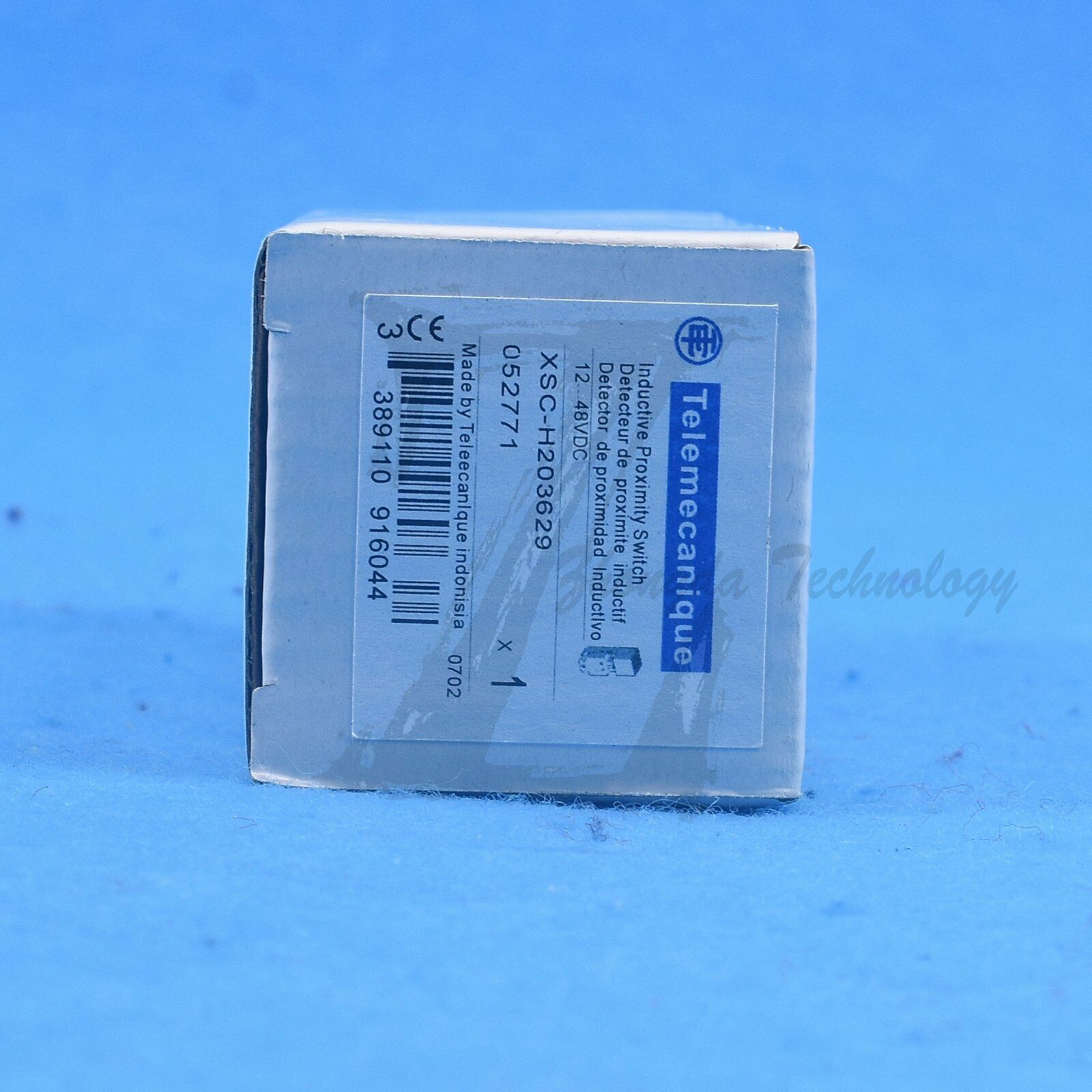 Schneider proximity switch sensor capacitor inductive XSC-H203629 - SCHNEIDER