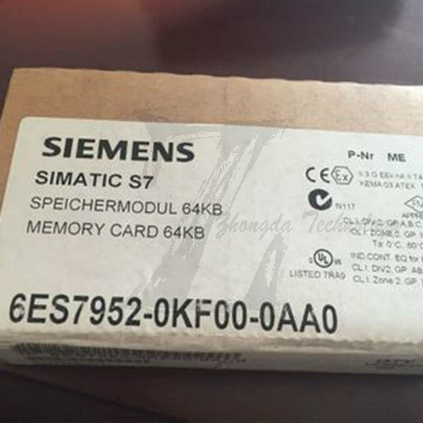 New Siemens 6ES7 952-0KF00-0AA0 6ES7952-0KF00-0AA0