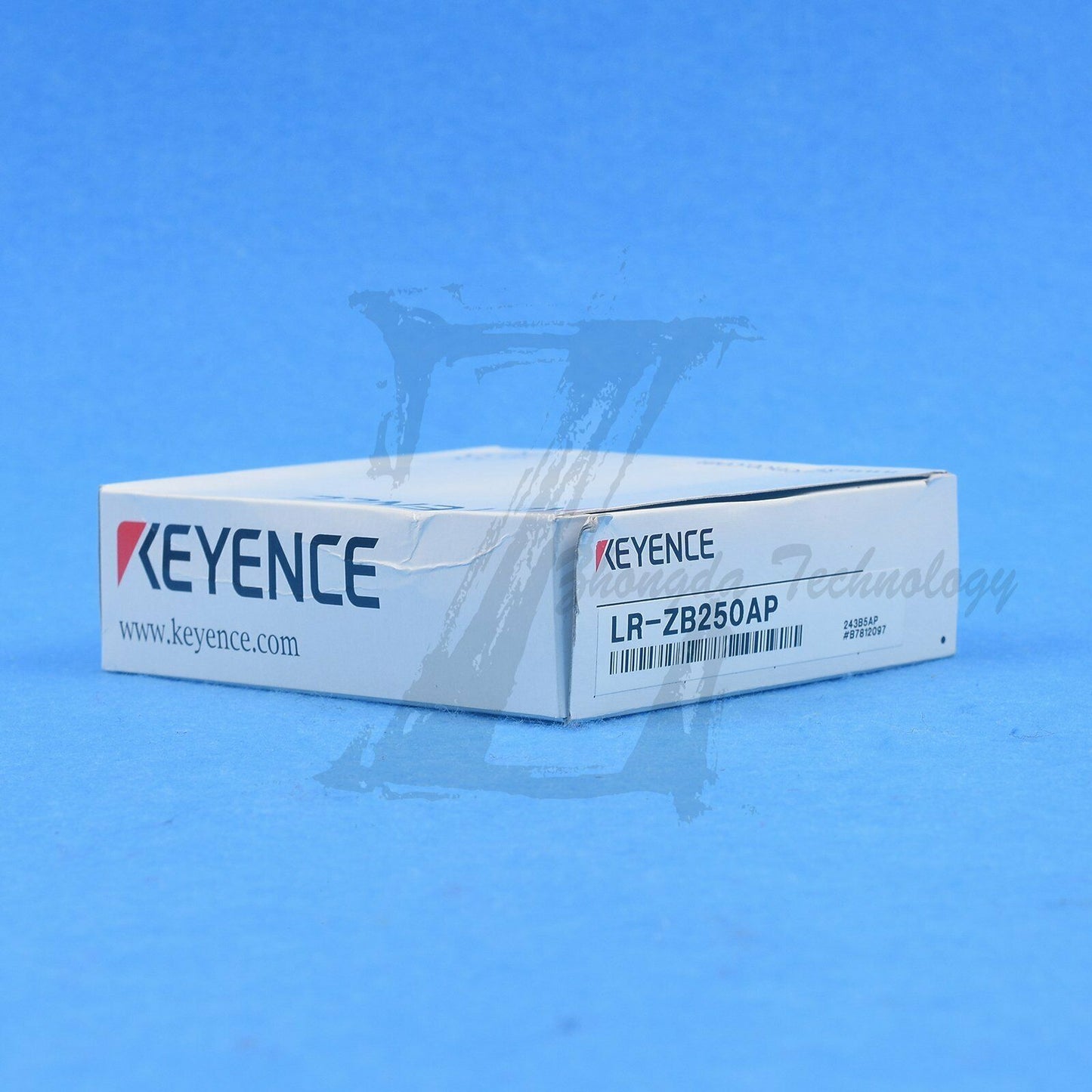 New In Box 1PC LR-ZB250AP KEYENCE CMOS Laser Sensor - KEYENCE