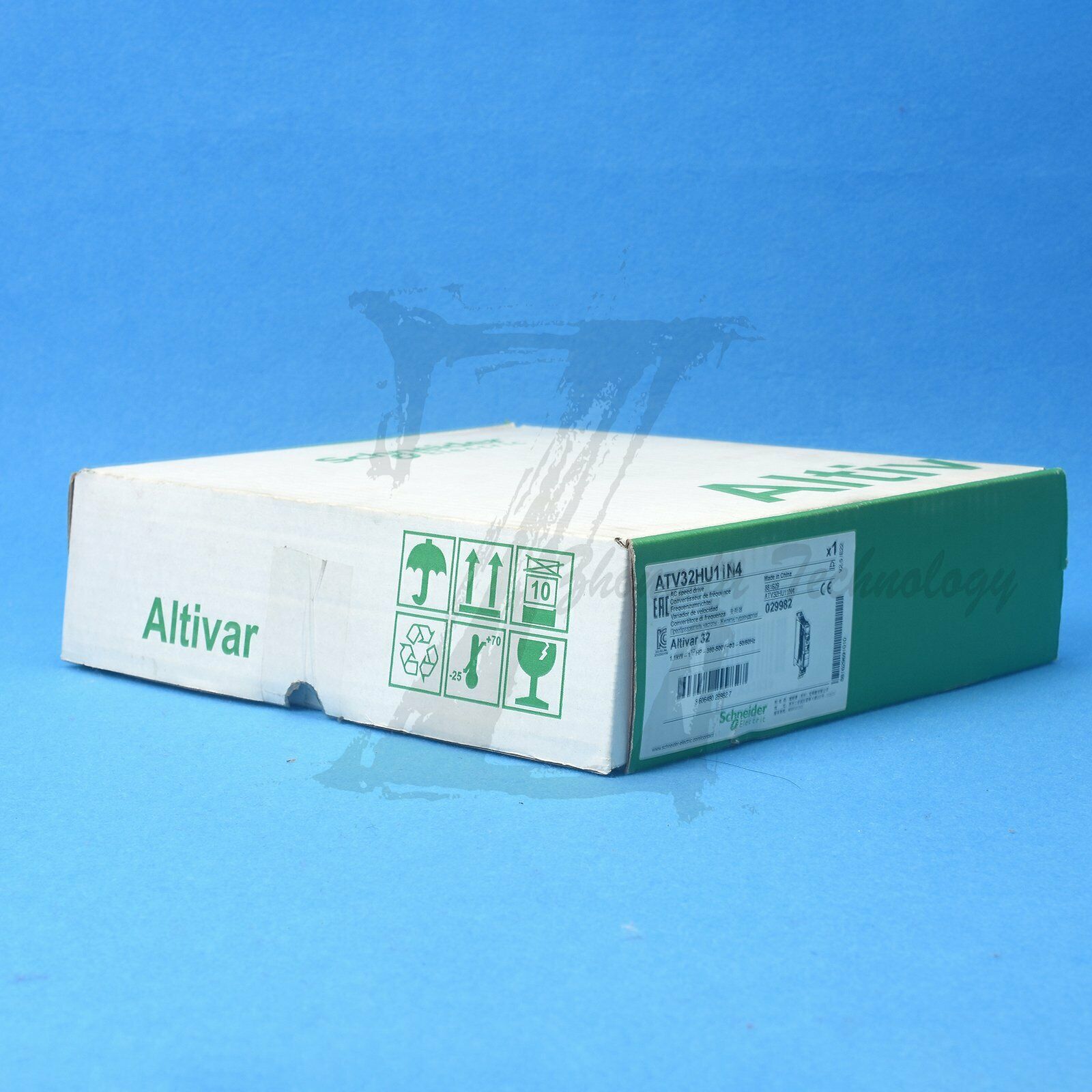 NEW Schneider ATV32HU11N4 inverter - 1.1 kw -400 V- three-phase with heat sink - SCHNEIDER