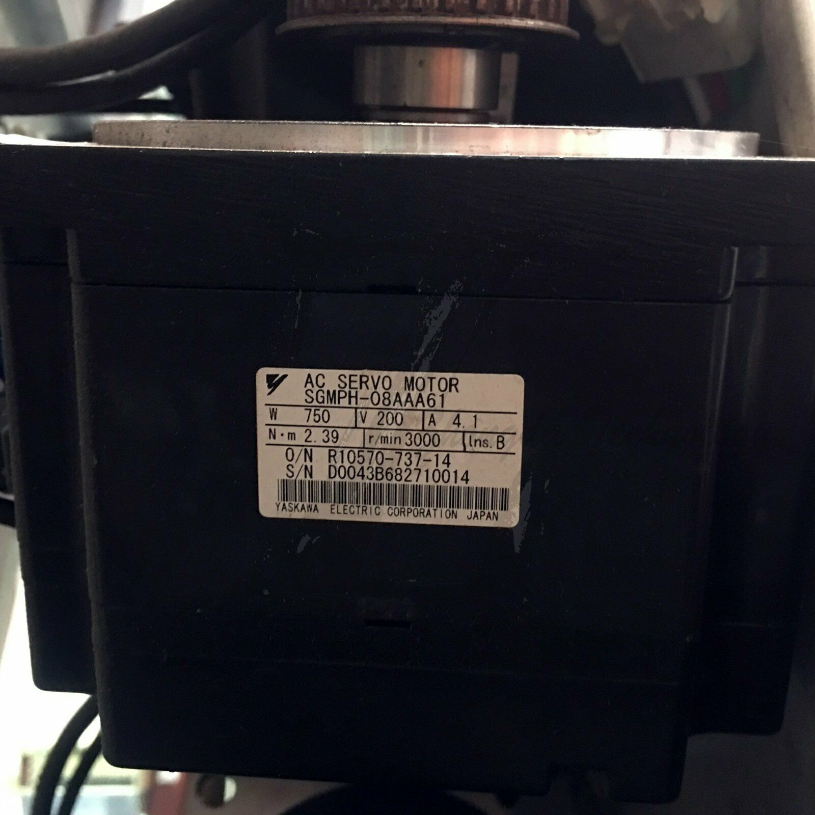 Used Yaskawa servo motor SGMPH-08AAA61 good test - YASKAWA