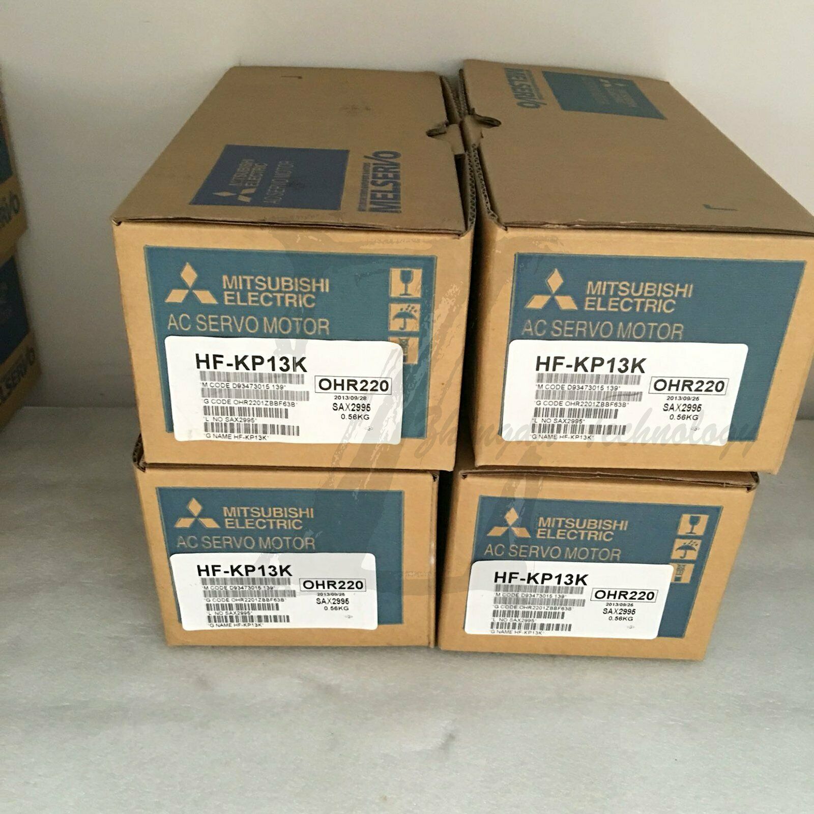 NEW Mitsubishi AC servo motor 106V 0.8A 100W 300RPM HF-KP13K - MITSUBISHI