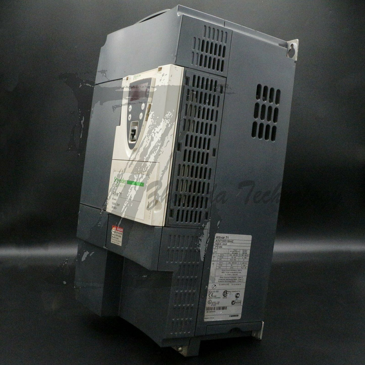 Used Schneider ATV71HD18N4Z Variable Speed Drive 18.5kW 25HP-480V EMC Filter - SCHNEIDER