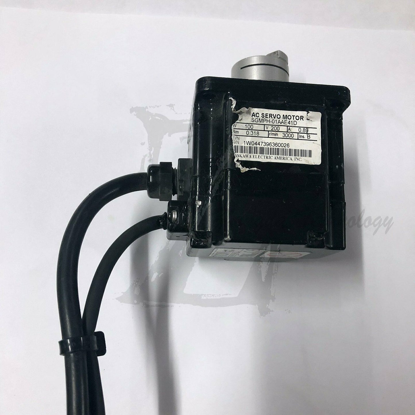 Used Yaskawa AC servo motor SGMPH-01AAE41D good - YASKAWA