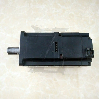 Used Yaskawa servo motor SGMJV-08AAA6C good - YASKAWA