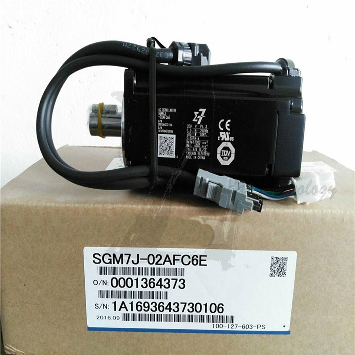 NEW Yaskawa AC Servo Motor SGM7J-02AFC6E - YASKAWA