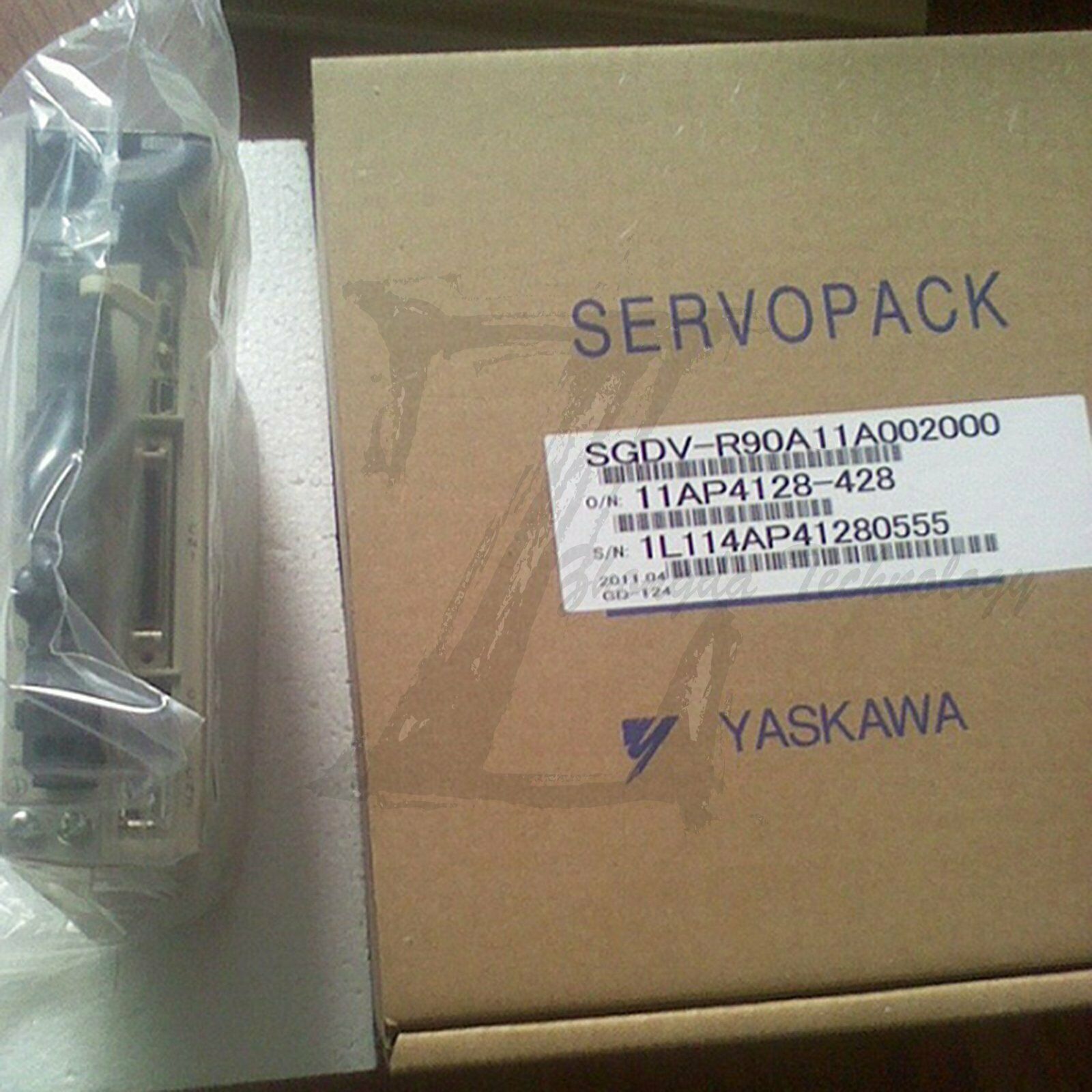 New In Box Yaskawa SGMJV-01AAA6C+SGDV-R90A11A002000 - YASKAWA