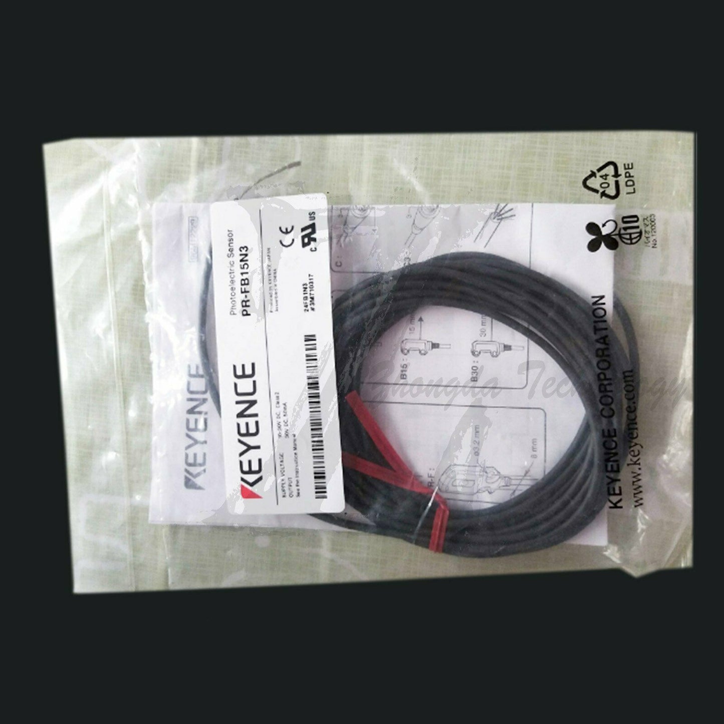New In Box 1PCS Keyence PR-F51N3 PRF51N3 - KEYENCE