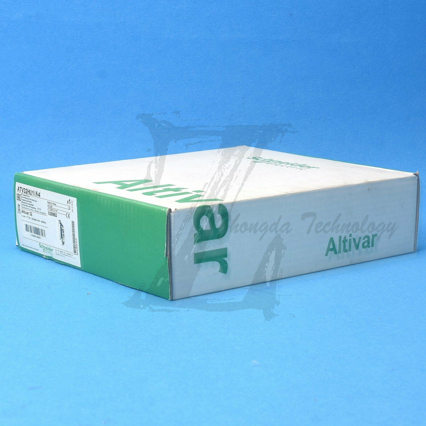 NEW Schneider ATV32HU11N4 inverter - 1.1 kw -400 V- three-phase with heat sink - SCHNEIDER