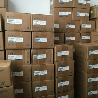 New In Box Yaskawa SGDA-08AS AC servo motor - YASKAWA