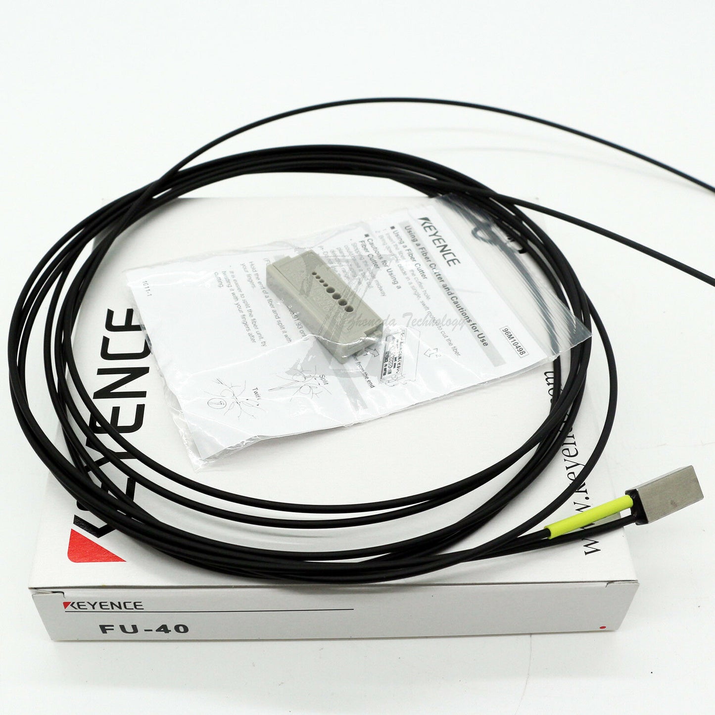 NEW IN BOX Keyence Fiber Optic Sensor FU-40 FU40 - KEYENCE