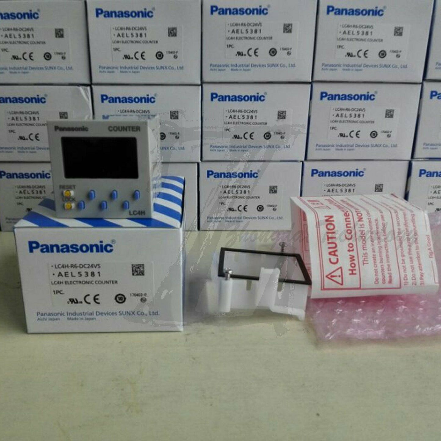 NEW IN BOX 1PC Panasonic LC4H-R6-DC24VS counter - PANASONIC