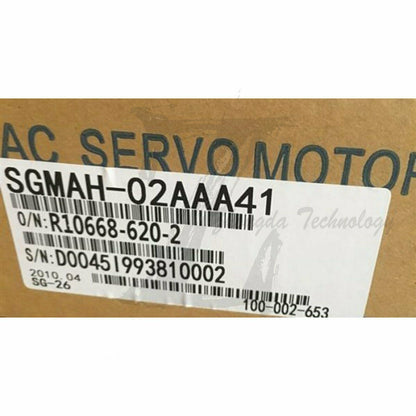 Yaskawa Sigma-II Servo Motors SGMAH-02AAA41 3 Phase 0.91A,200V,100W,0.13HP - YASKAWA