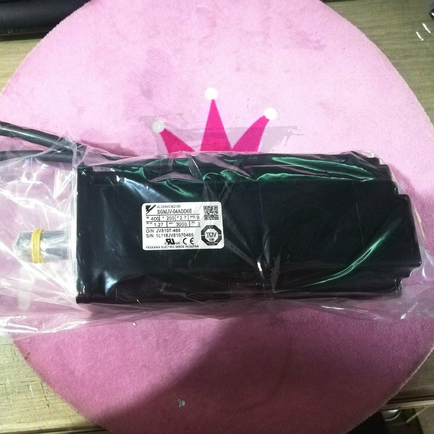 New In Box Yaskawa SGMJV-04ADD6E AC servo motor - YASKAWA