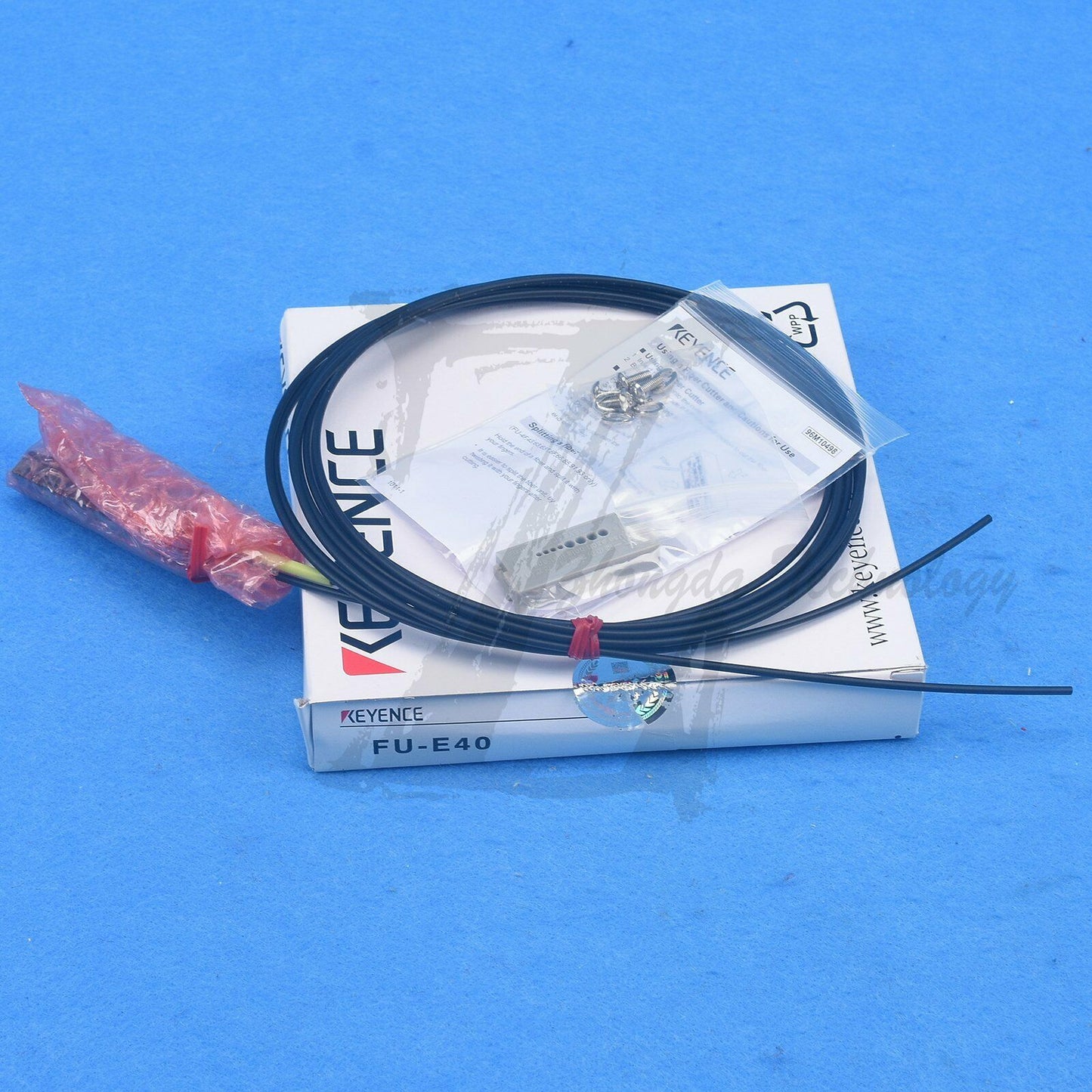 NEW IN BOX 1PC KEYENCE Optical Fiber Sensor FU-E40 FUE40 - KEYENCE