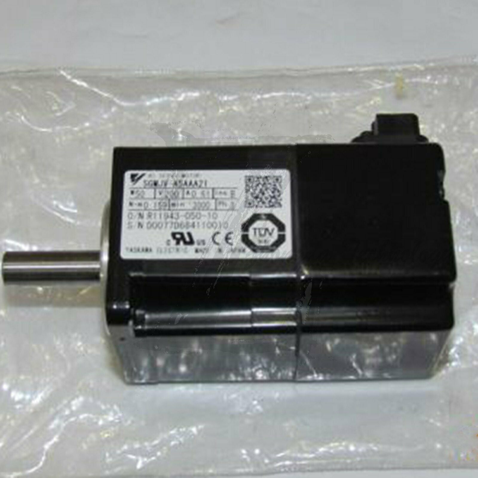 New In Box Yaskawa SGMJV-A5AAA21 SGMJVA5AAA21 - YASKAWA