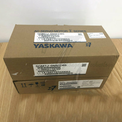 NEW Yaskawa AC Servo Motor SGM7J-04AFC6S - YASKAWA