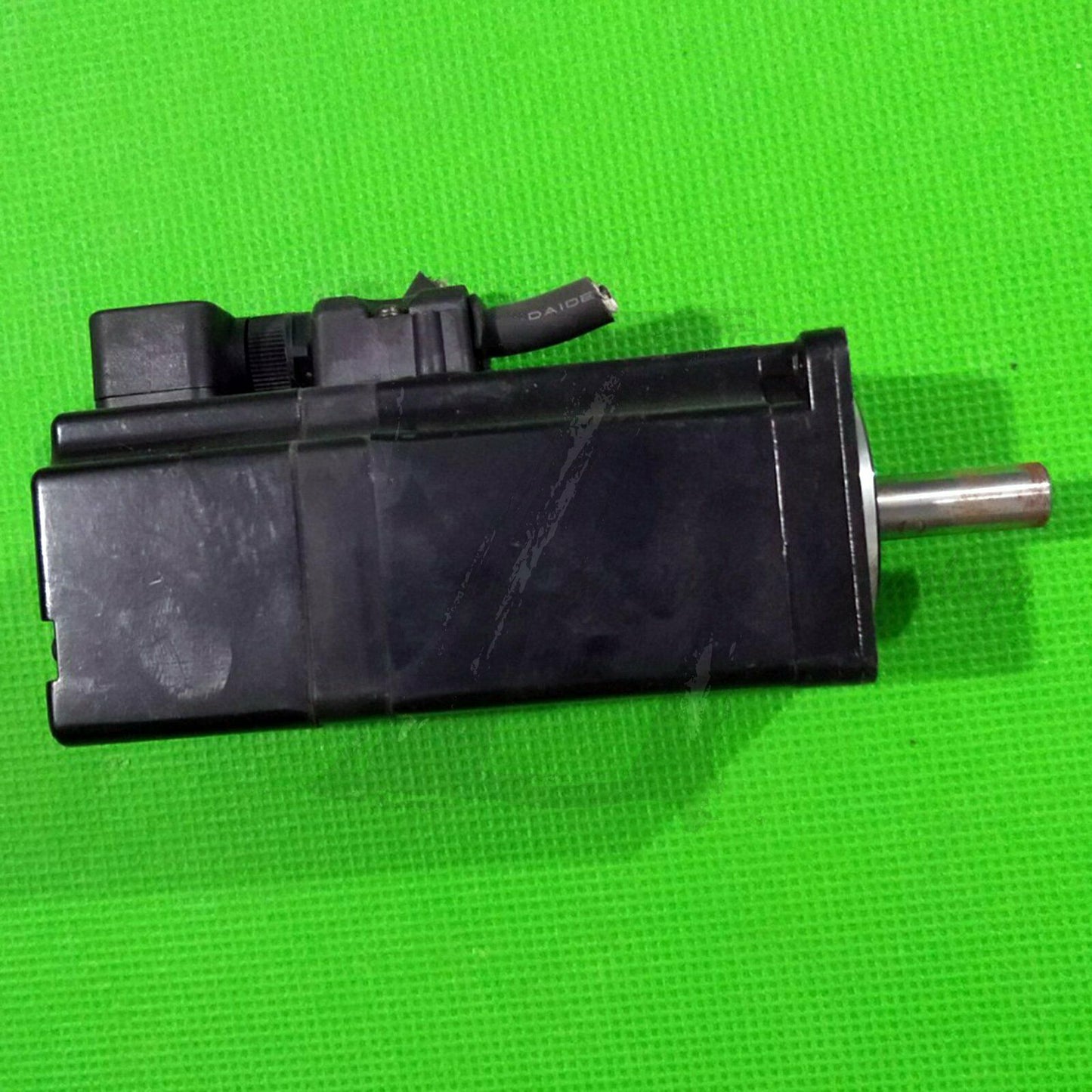 Used Yaskawa 150W servo Motor SGMAS-C2ACA21 - YASKAWA