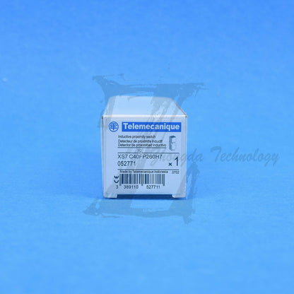 Schneider proximity switch sensor XS7C40FP260H7 - SCHNEIDER