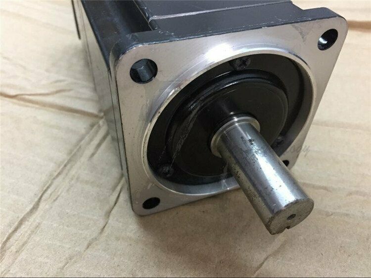 Used Yaskawa AC servo motor SGMAS-08ACA4C good test - YASKAWA