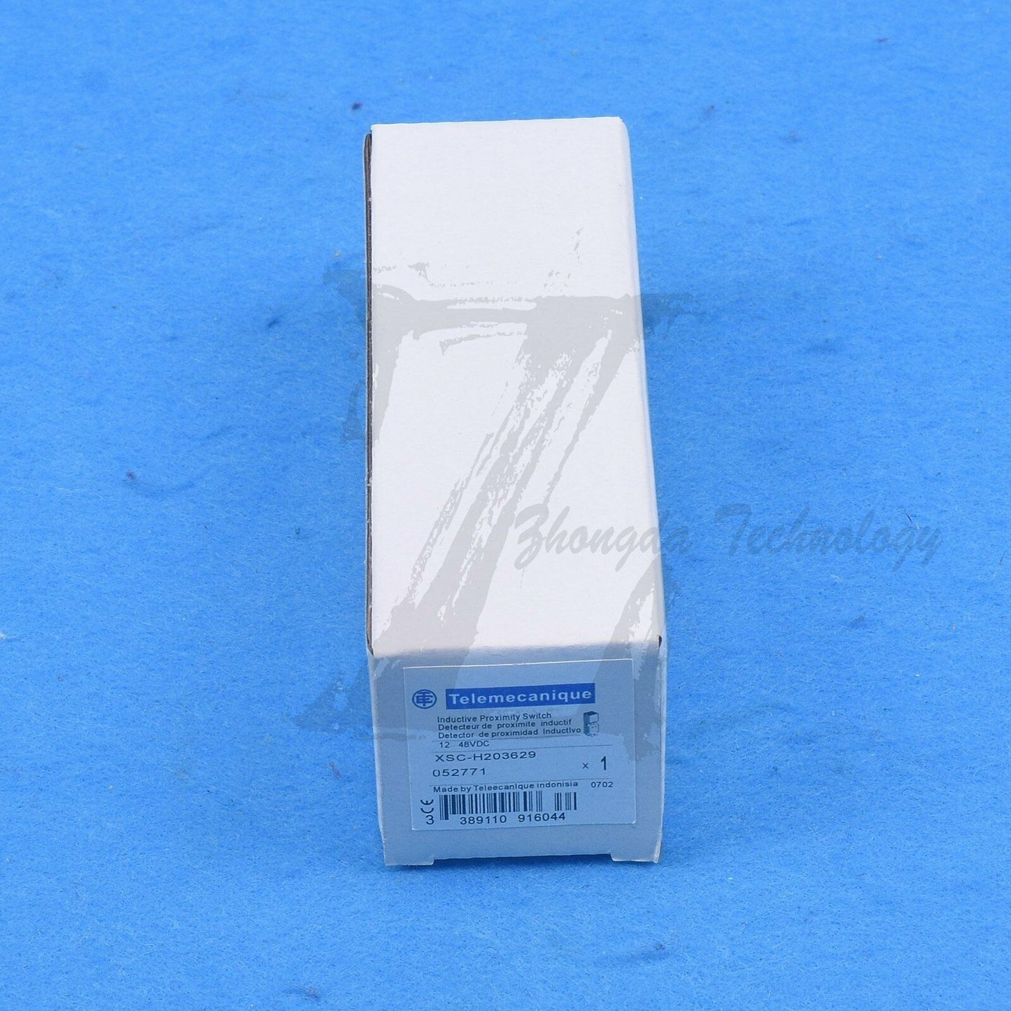 Schneider proximity switch sensor capacitor inductive XSC-H203629 - SCHNEIDER