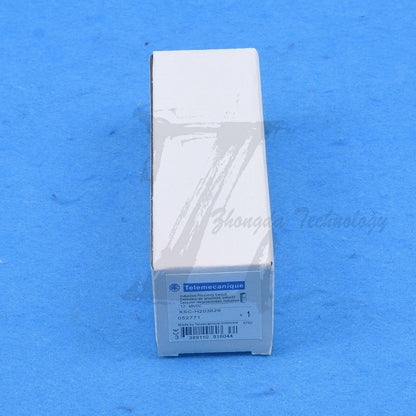 Schneider proximity switch sensor capacitor inductive XSC-H203629 - SCHNEIDER