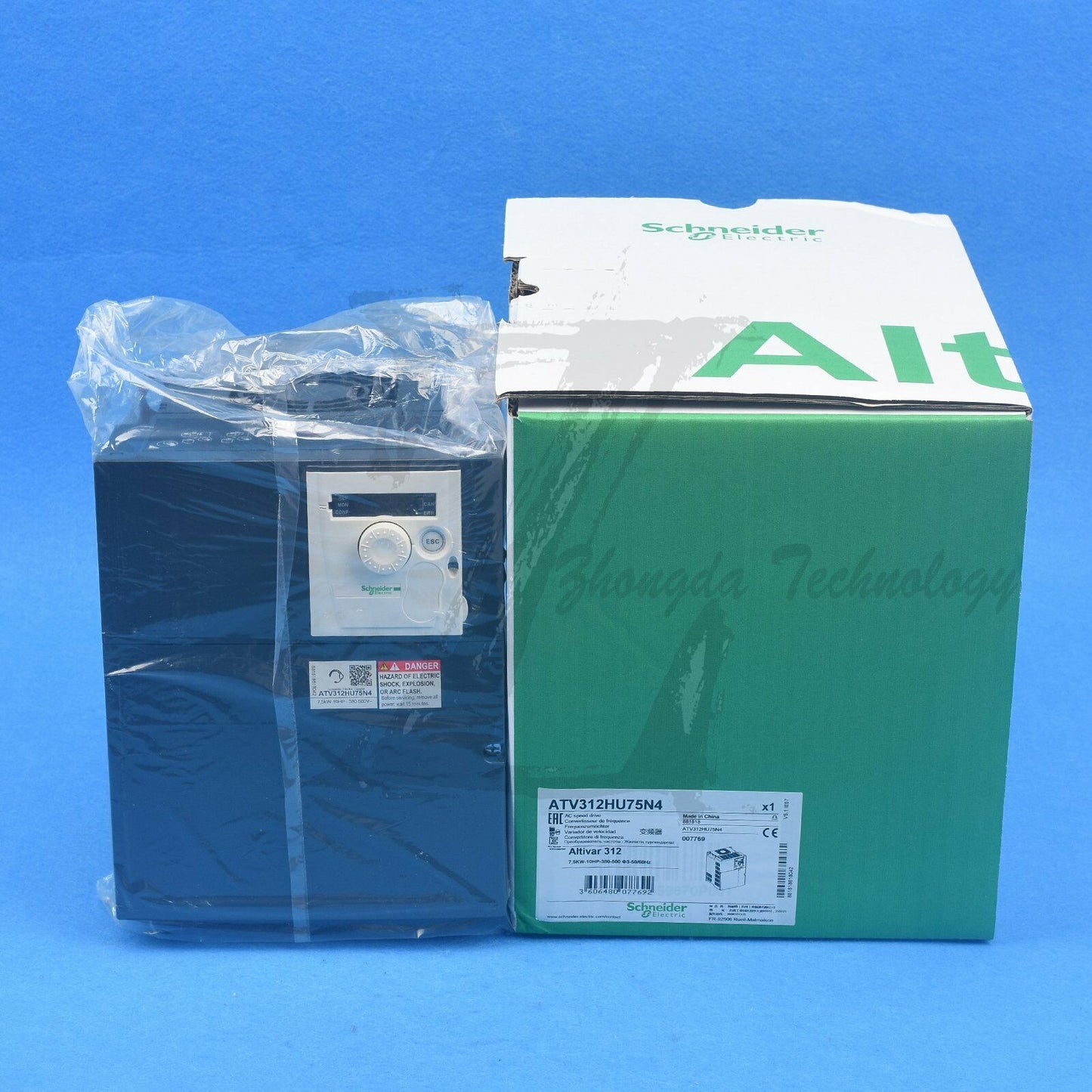 NEW Schneider ATV312HU75N4 inverter, three-phase 380-500V input, 7.5KW - SCHNEIDER